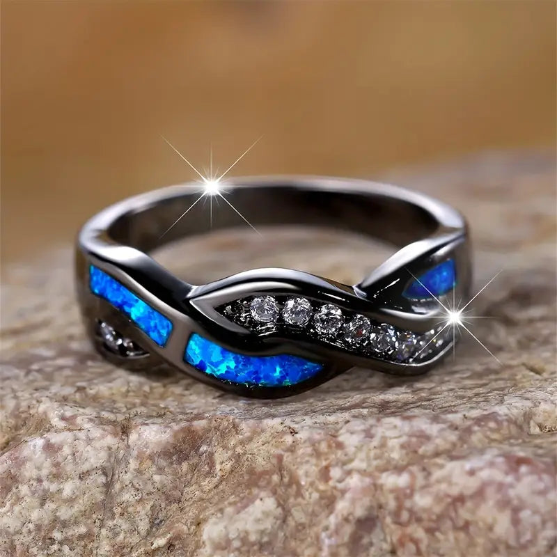 Thessia Lunebray Ring | White Gold 14k