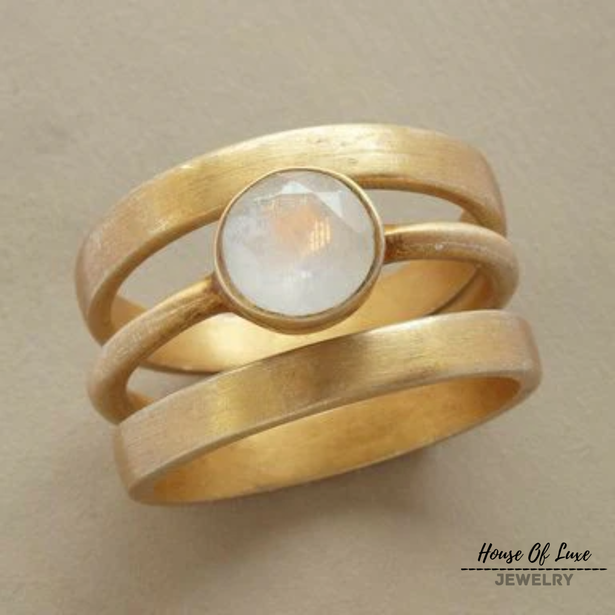 VINTAGE GOLD INLAID MOONSTONE RING