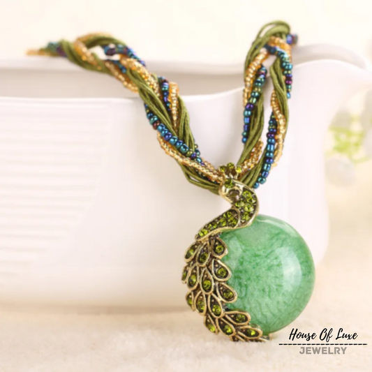 DAZZLING GREEN SPHERE NECKLACE