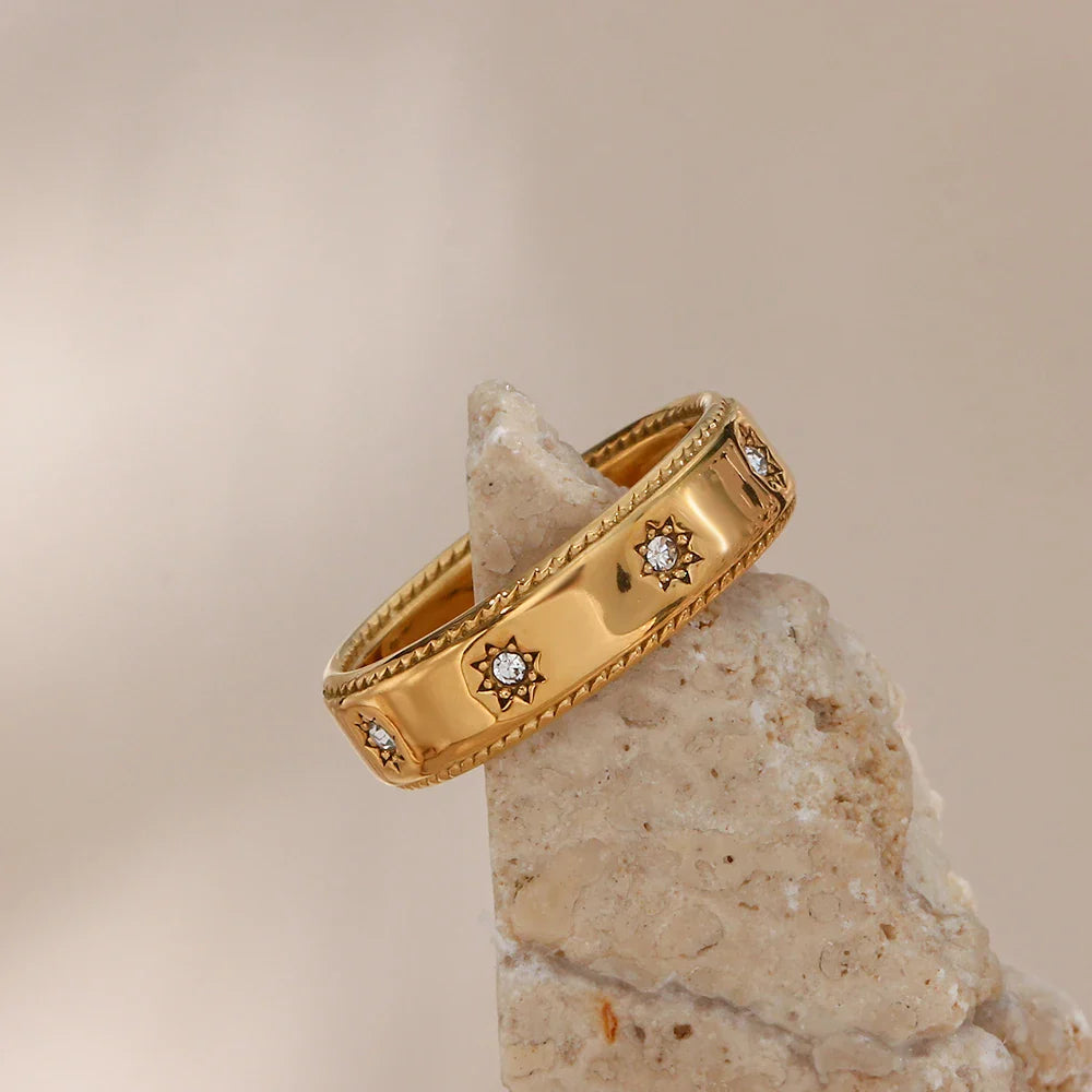 Starry Night Ring - 18k Gold