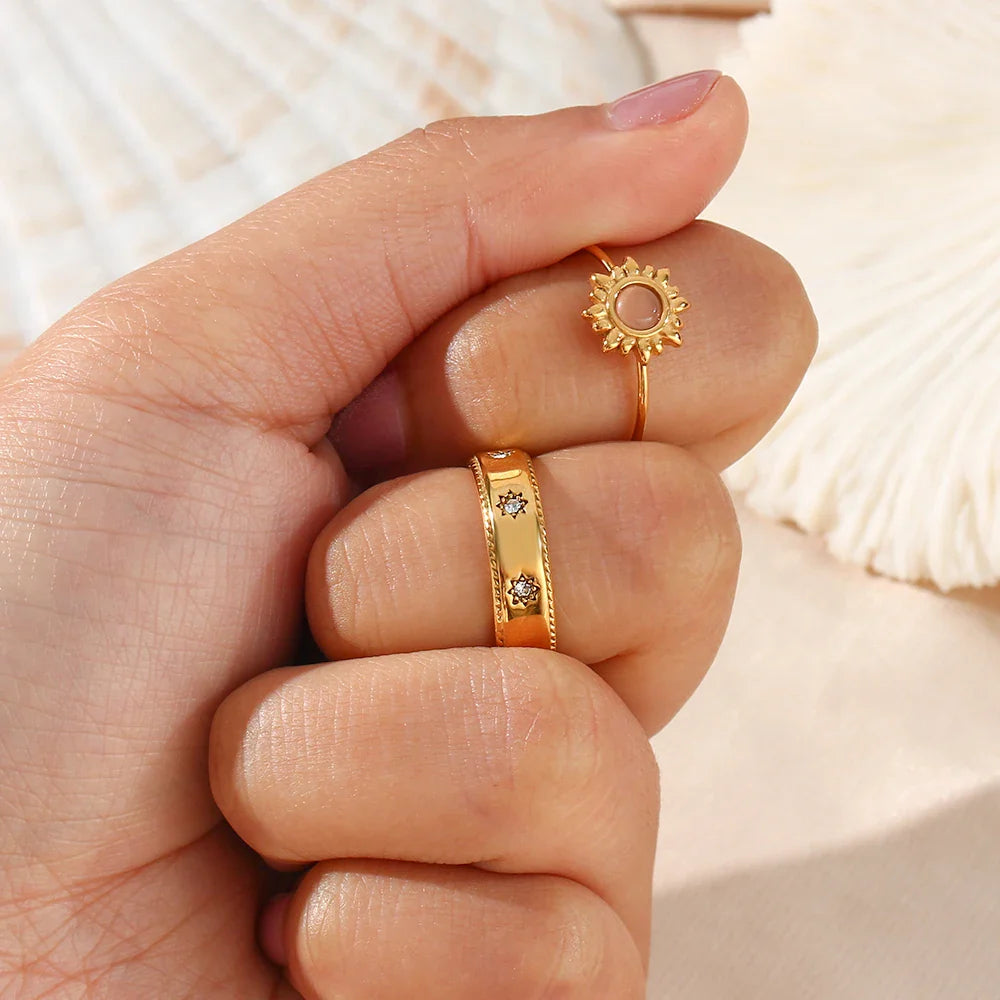 Starry Night Ring - 18k Gold