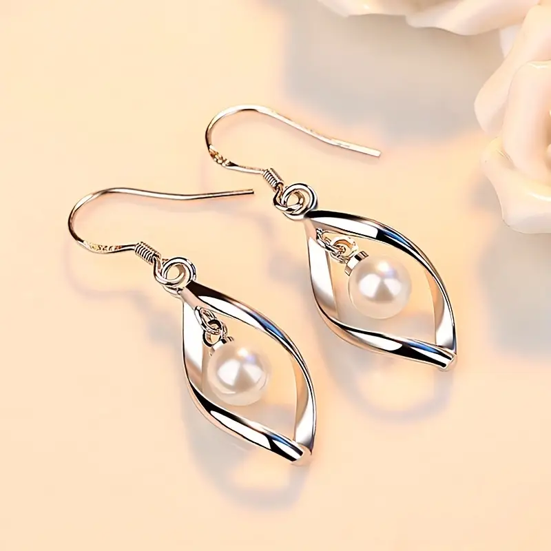 Silver Pearl Earrings
