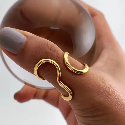 Irregular Wavy Gold Ring