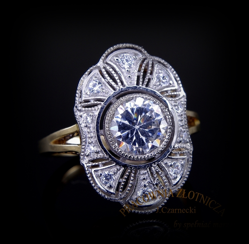 Bright Zirconia Mandala Ring