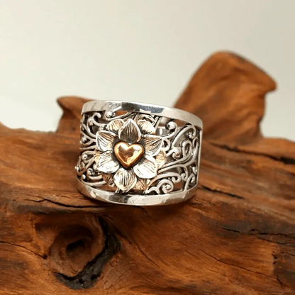 Flower Gold Heart Silver Ring
